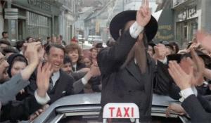 Gif avec les tags : Louis de funès,Rabbi Jacob,signe,taxi