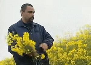 Gif avec les tags : amer,amertume,fleur,fleurs,révolution,victoire