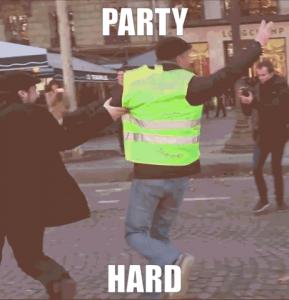 Gif avec les tags : Hervé Ryssen,danse,gilet jaune,manifestation,party hard