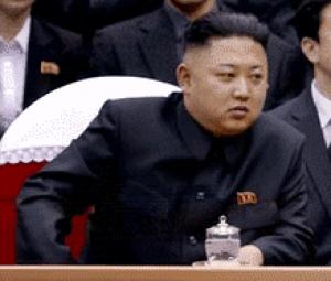 Gif avec les tags : Kim Jong-un,applaudir,bravo,pota