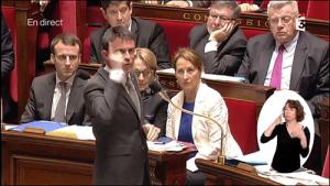 Gif avec les tags : Valls,manu la tremblote,trembler